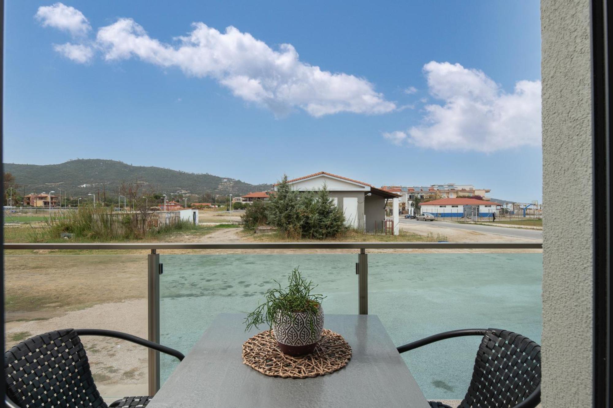 Vrahakia Beach Sarti Extérieur photo